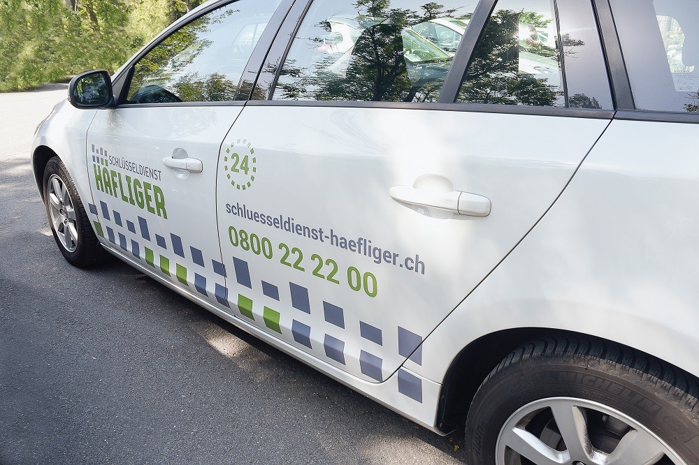 Schlüsseldienst Einsatzfahrzeug für Regensdorf